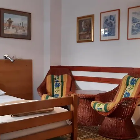 Tower House Guest house *