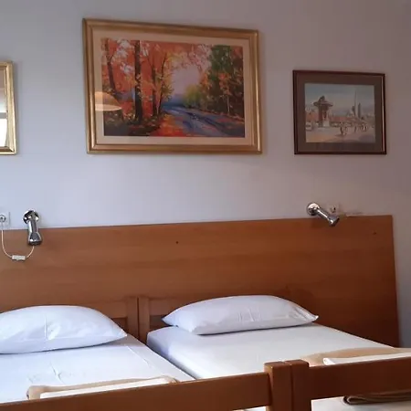 Tower House Guest house *